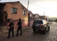 Forças de segurança cumprem 27 mandados em cinco cidades contra foragidos da Justiça